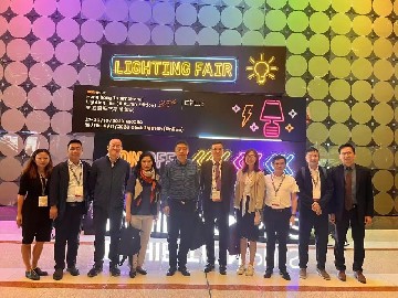 回顾 | 香港国际秋季灯饰展及香港国际户外及科技照明博览：首次亮相「互联照明」展区，打造超强跨界互联生态圈！